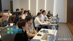 平均起薪表示凸起